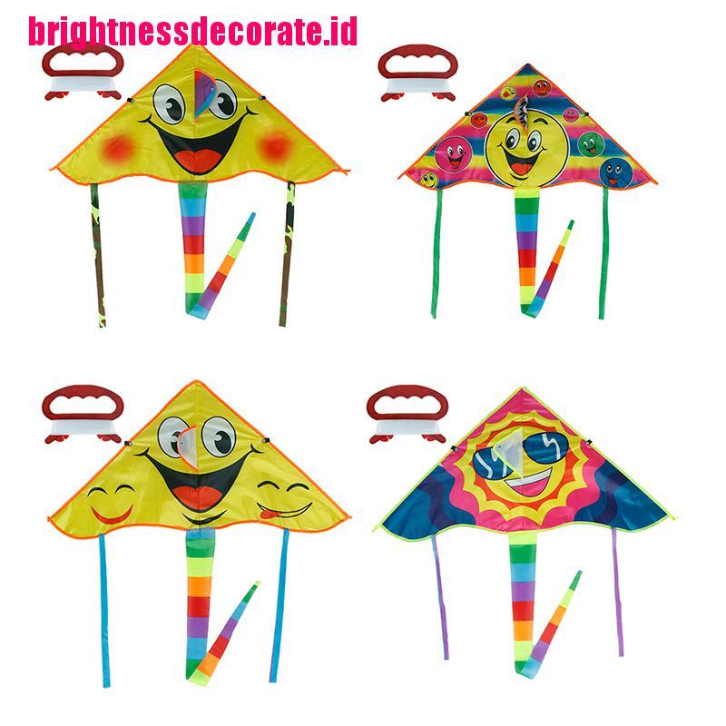 Brightid 1 Set Layang-Layang Motif Smiley Face Ukuran 80x45cm Dengan Tali 50m Untuk Outdoor