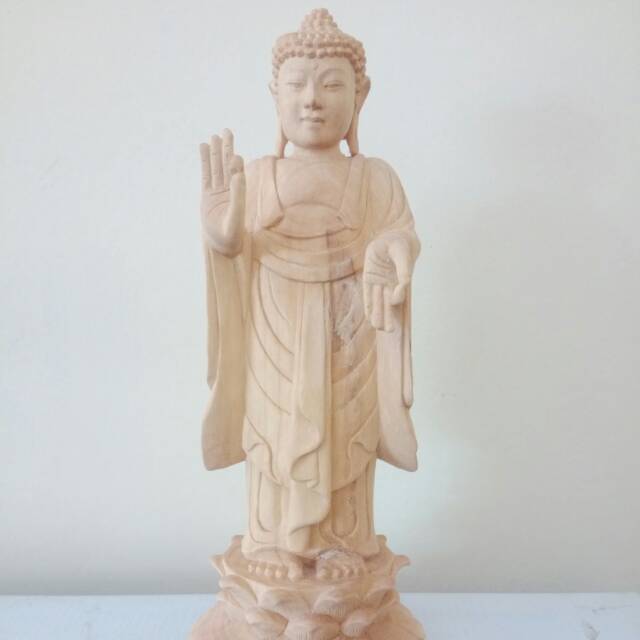 Patung Cendana Buddha Sakyamuni Simbol Kedamaian & Kebahagiaan