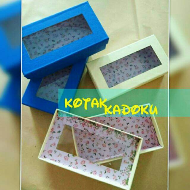 

Kotak Kado Vintage Tutup Mika 20x10x5 cm