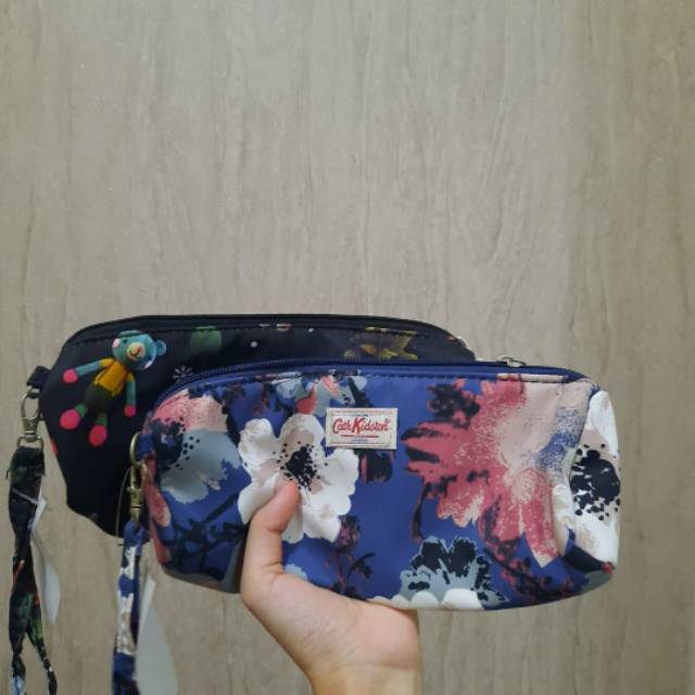 

KOTAK PENSIL CATH KIDSTON