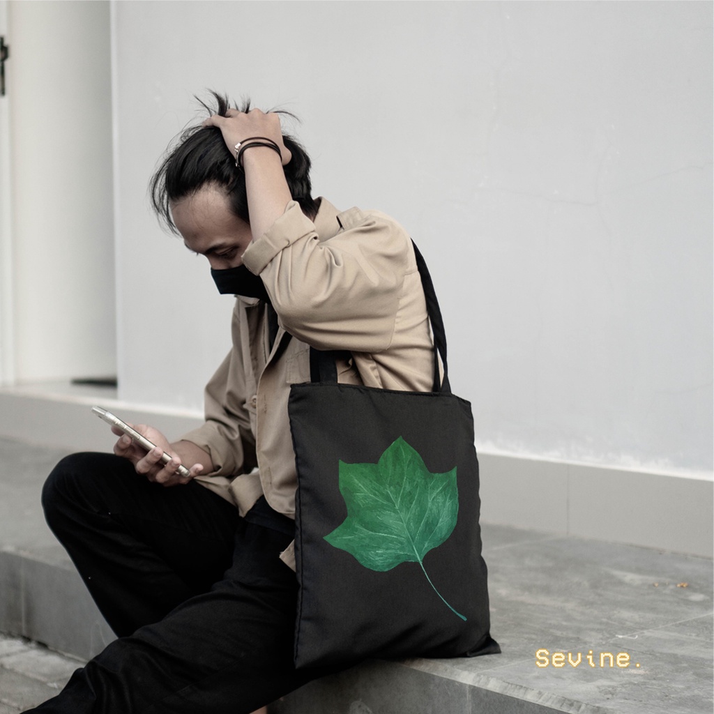 Sevine Totebag Tas Wanita Tote bag Resleting Laptop Girl Tropical Leaf Black Series - TRP3