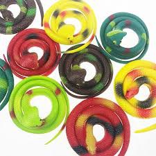 mainan prank fake snake mainan jail ular palsu detail mirip asli karet padat 1 meter  ular prank