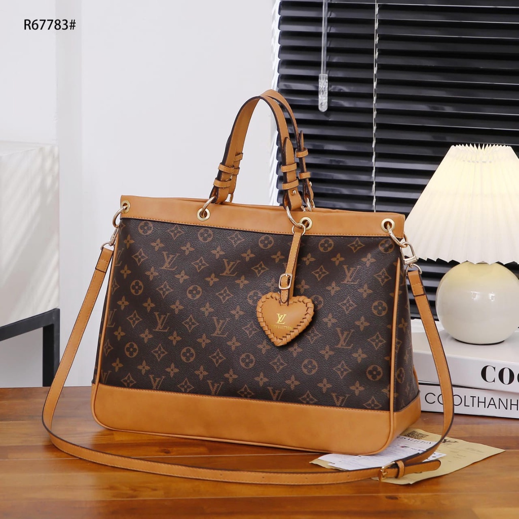 BAG r67783 Tote GHW Handbag