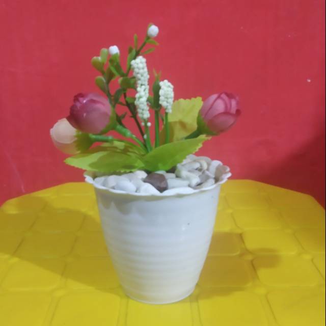 Bunga plastik mini