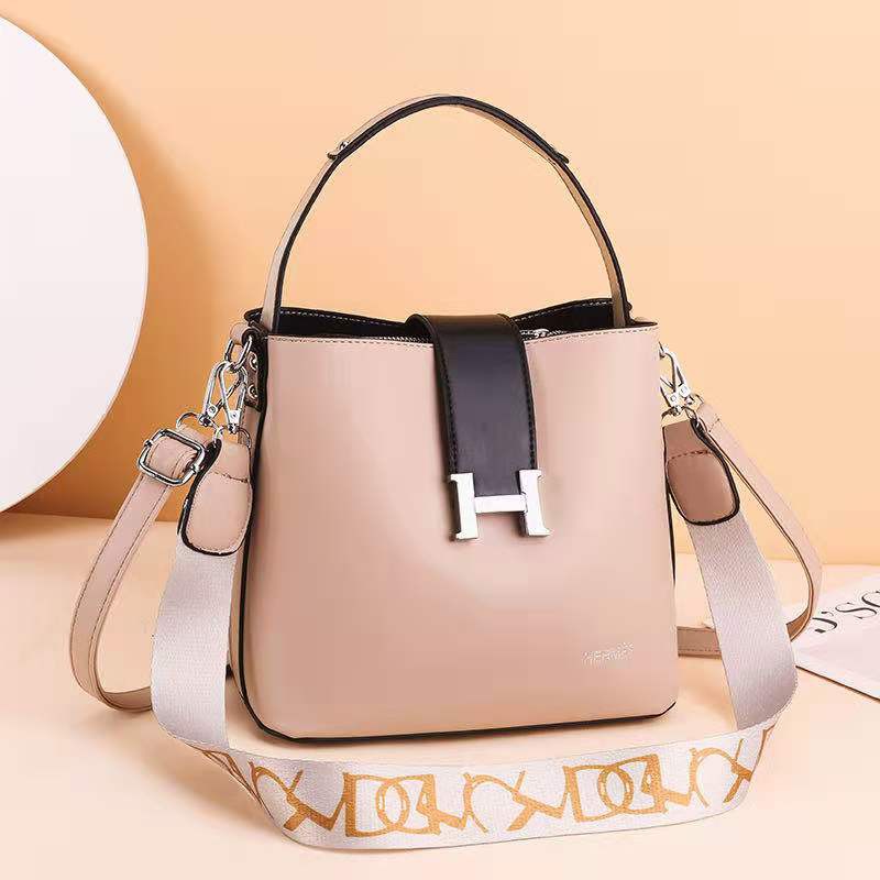 BJ71030 - BEIGE/BLACK/KHAKI/PINK/RED/YELLOW - TAS HANDBAG JINJING SLEMPANG KULIT TAS KERJA FASHION WANITA TERMURAH TERLARIS BAGSTORE JAKARTA CR7463 JTF88071 BQ2946 LT1208 ELJ5230