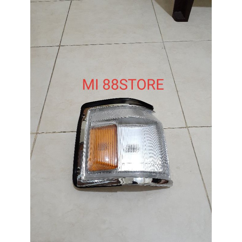 Lampu Sen Depan 1pc Toyota Kijang Grand ( Depo )