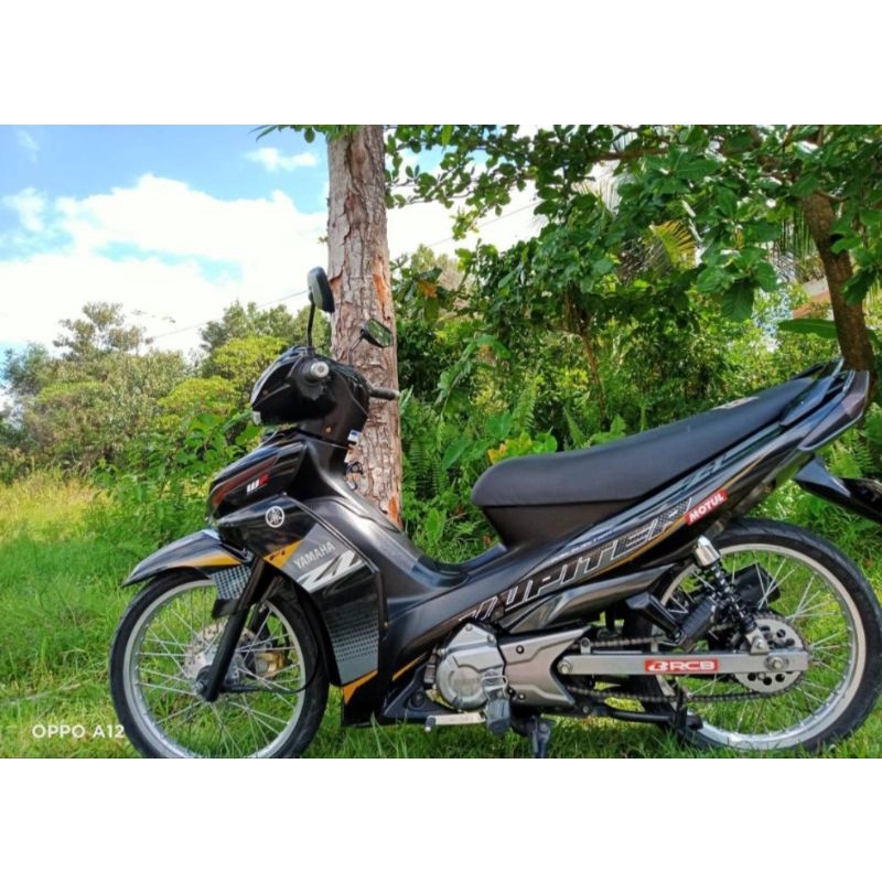 STRIPING STICKER JUPITER Z1 HITAM LIST GOLD