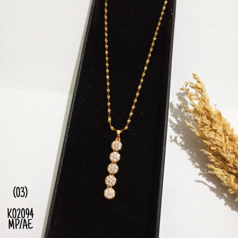 Kalung Rhodium Fashion Zircon Gold K02094