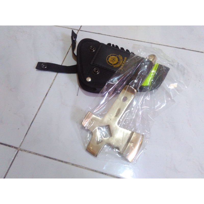 kapak damkar kuningan