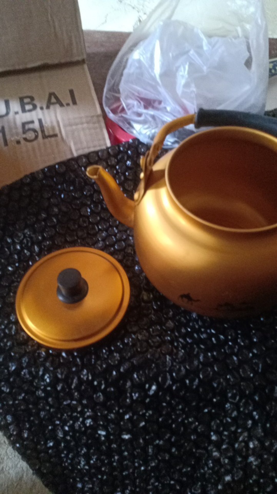 Teko Alumunium Emas 1.5l Teko Kuning Alumunium Teko Arab Dubai