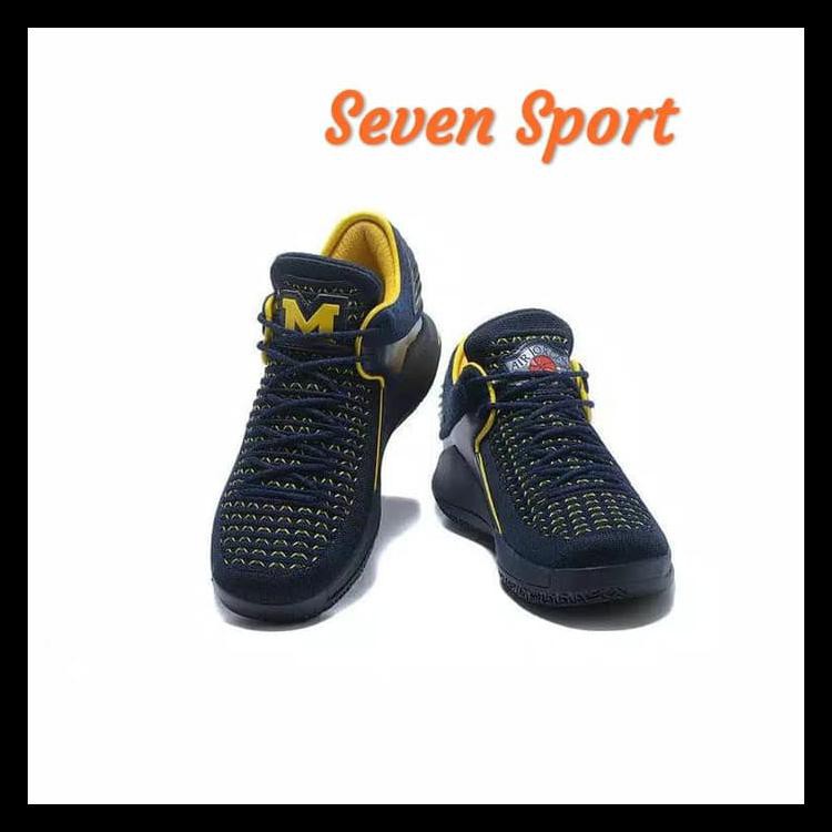 100% TERJAMIN SEPATU NIKE AIR JORDAN 32 XXXII LOW MICHIGAN NAVY BLUE PERFECT KICK 100% TERMURAH
