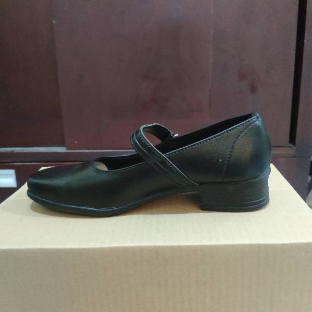 COD SEPATU PANTOFEL WANITA FORMAL PASKIBRA HITAM SOL HAK WARNA HITAM BAHAN SINTETIS HEELS TERBARU