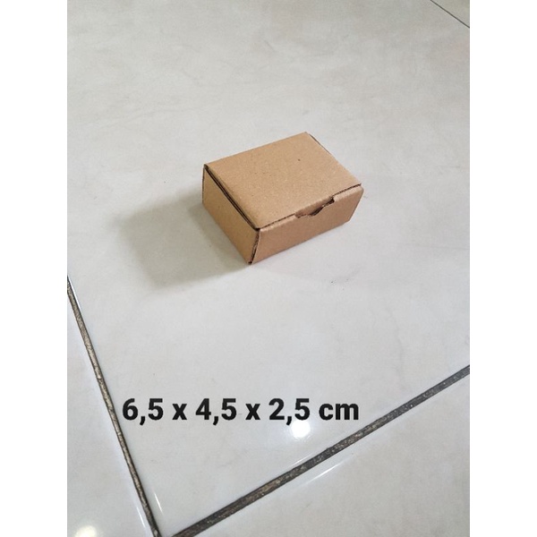 

Kardus box uk. 6,5x4,5x2,5 cm Kotak Karton Die Cut