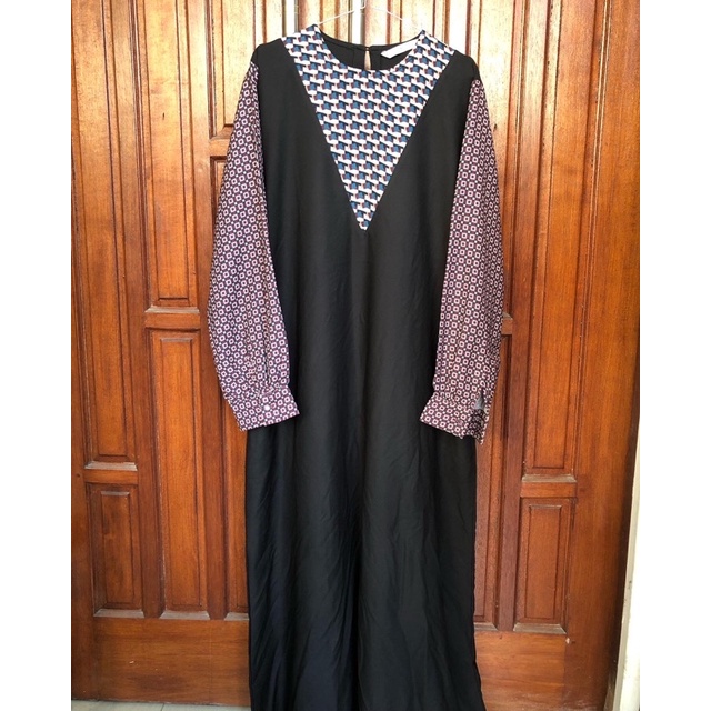 Preloved Dress by Aleza label