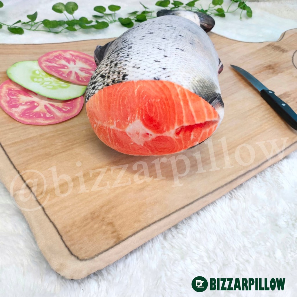 Bizzarpillow Bantal Ikan Salmon Potong size L BZ082