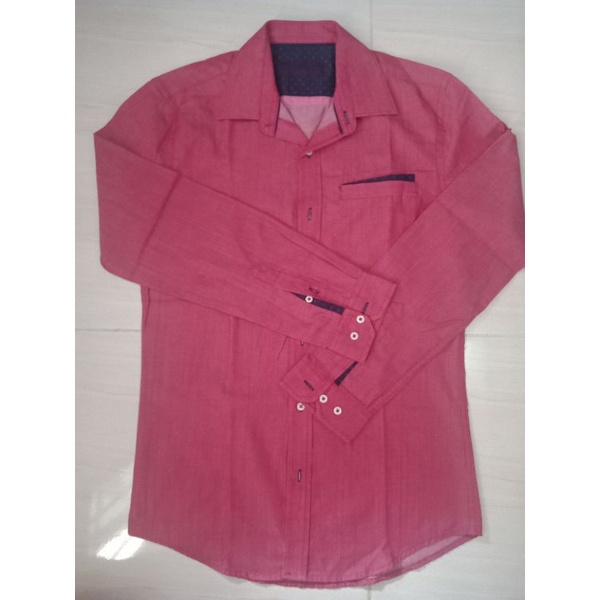 Preloved/Second Kemeja Pria The Executive