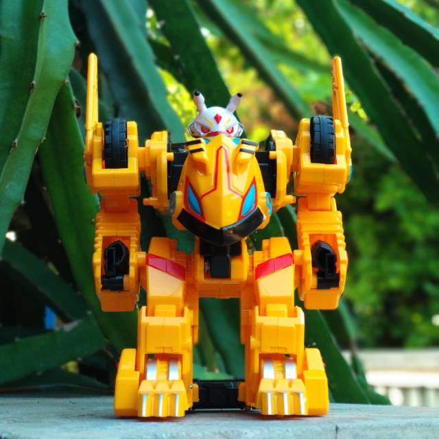 MONKART WARFRAME BESAR KUNING