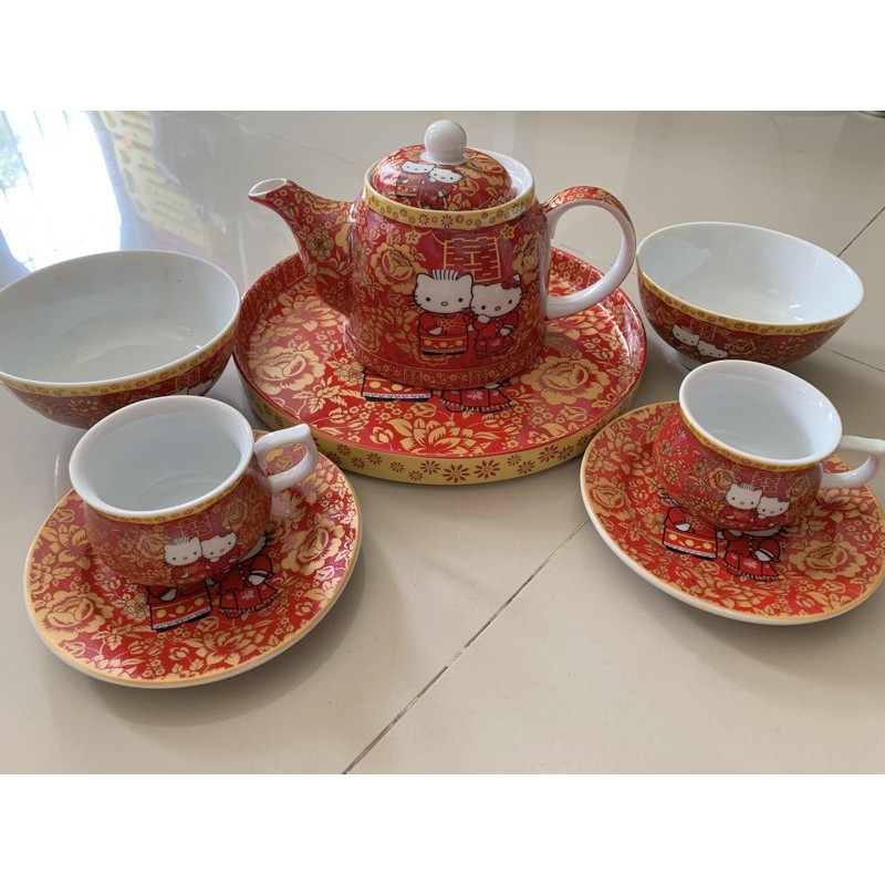 Tea pai set Hello kitty [Preloved]