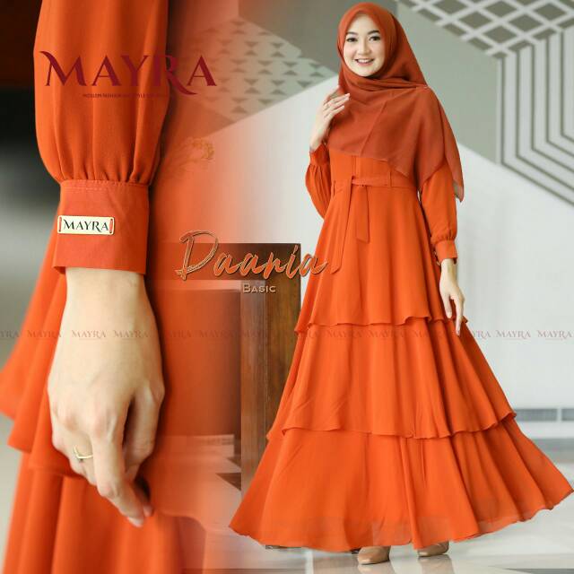 Daania Basic by Mayra