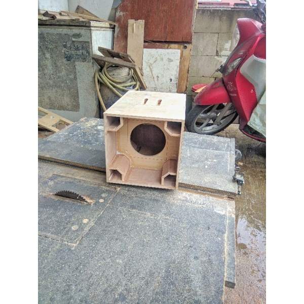 Box speaker 6 inch planar single brewog/biasa