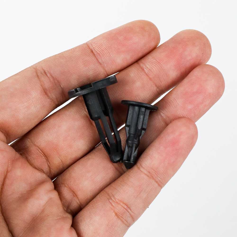 Klip Clip Kancing Bemper Mobil Toyota Innova Fortuner Universal