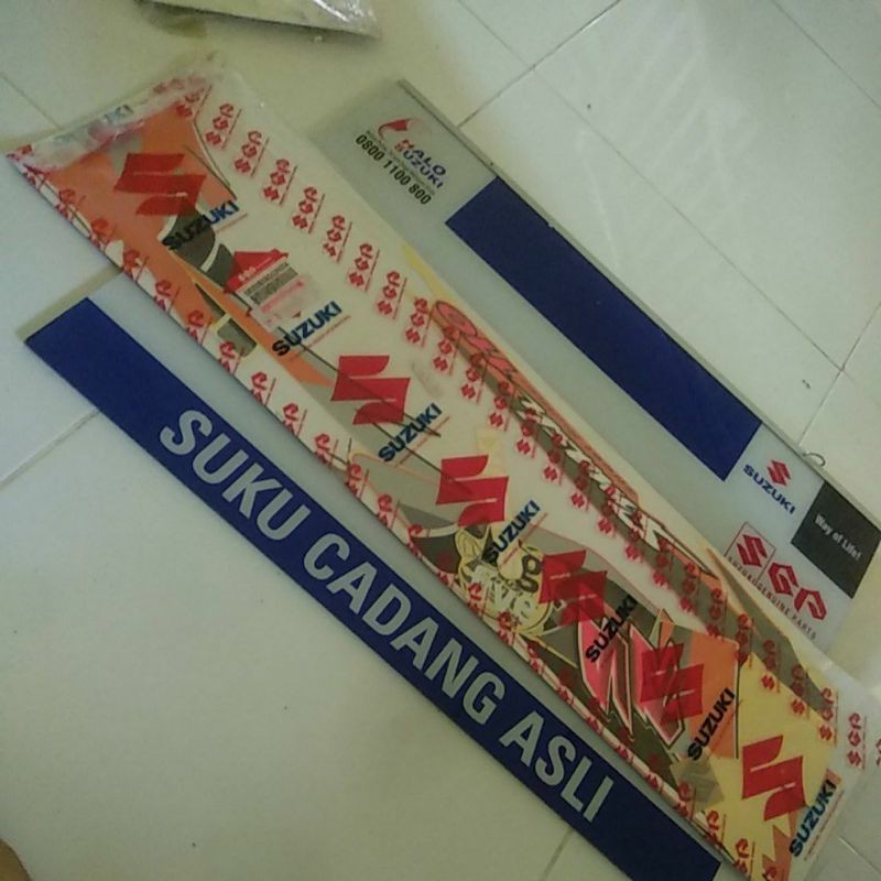 Bismillah.. ready striping suzuki new smash 110 SR, original SGP.