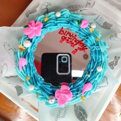 

Mirror Selfie Cake , D10cm