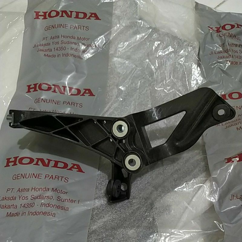 Stay Comp Front Scoopy New esp K2F 2021 Cover Dudukan Panel Tameng Depan ori