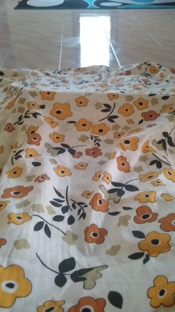 Moon Kain Sprei Meteran Katun Lokal Catra Magenta Melisa Mellisa Daun Minimalis & Bunga Carmelita