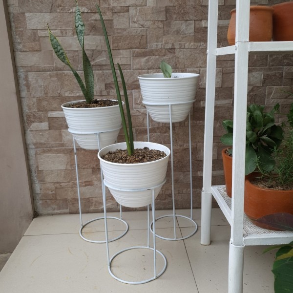 Standing Pot Rak Pot Bunga 3 in 1 Diameter 17 cm