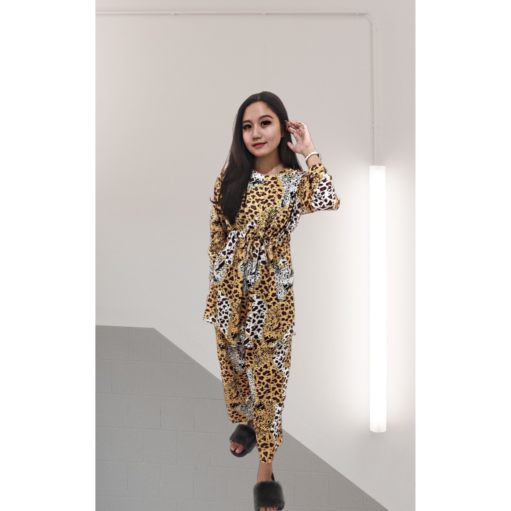 Stelan Katun Rayon Motif Macan