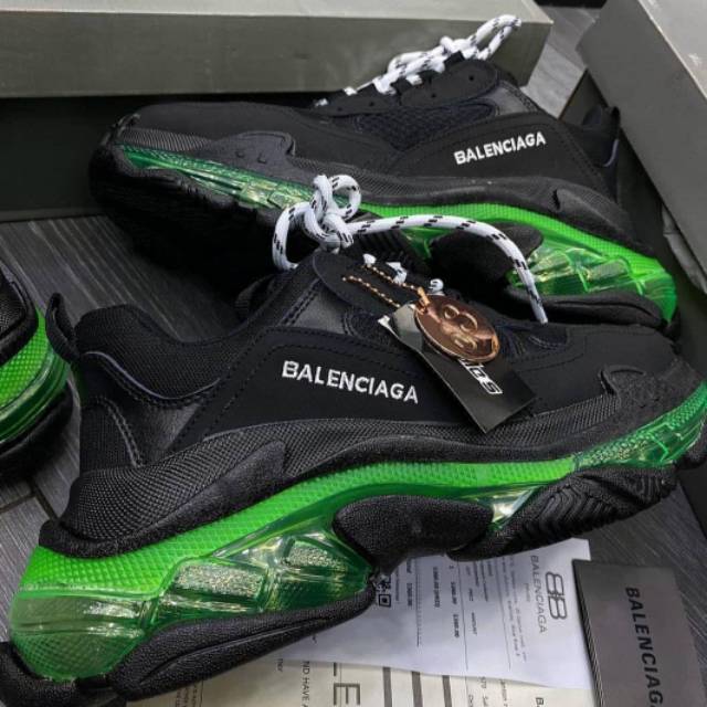 Balenciaga Og Triple S Bred Made in italy black red Grailed