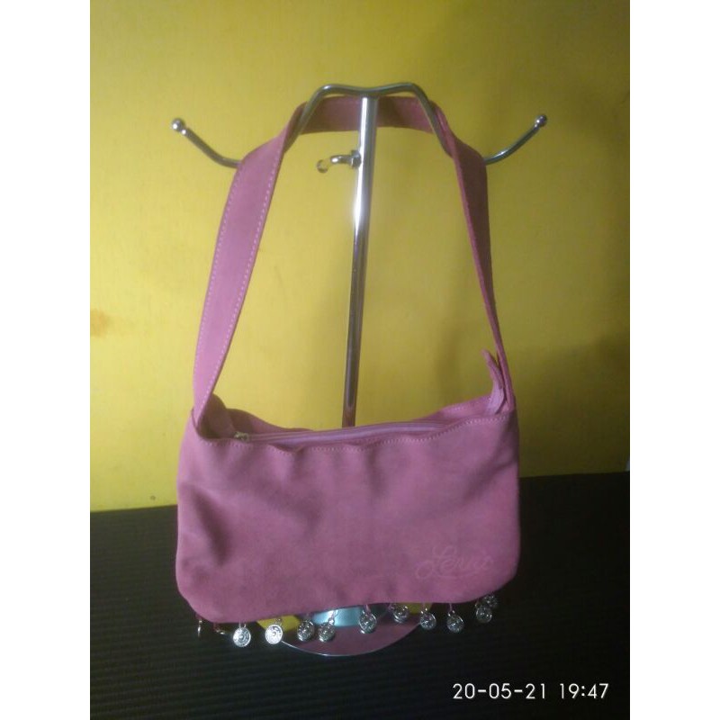 Tas wanita /Tas Ketek kulit/Shoulder bag/Preloved Branded LEVIS