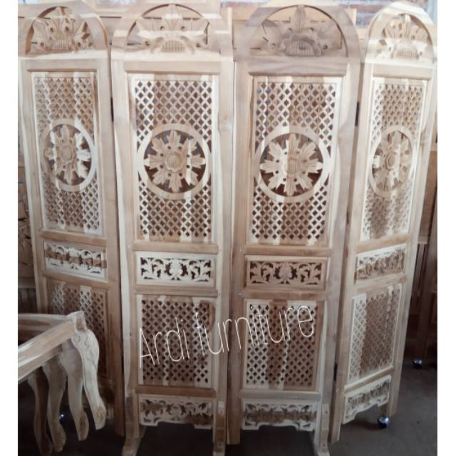 Dekorasi kayu jati ukir jepara partisi sketsel furniture jepara