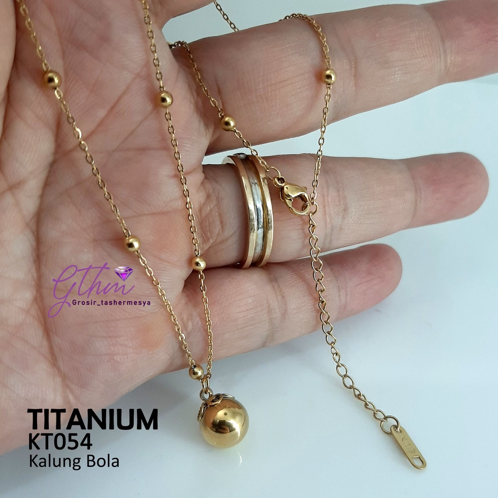 Kalung titanium Bola Fancy Hollow Bola Bahan Titanium Stainless Steel Perhiasan Fashion Import Premium KT054