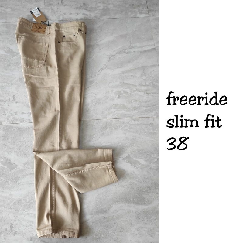 CELANA PANJANG JEANS PRIA FREERIDE BRANDED MATAHARI MURAH JNSFRD836738