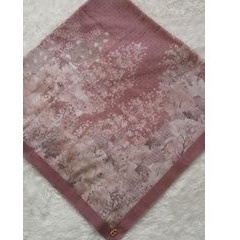 New York Collector Pink Blush Buttonscarves