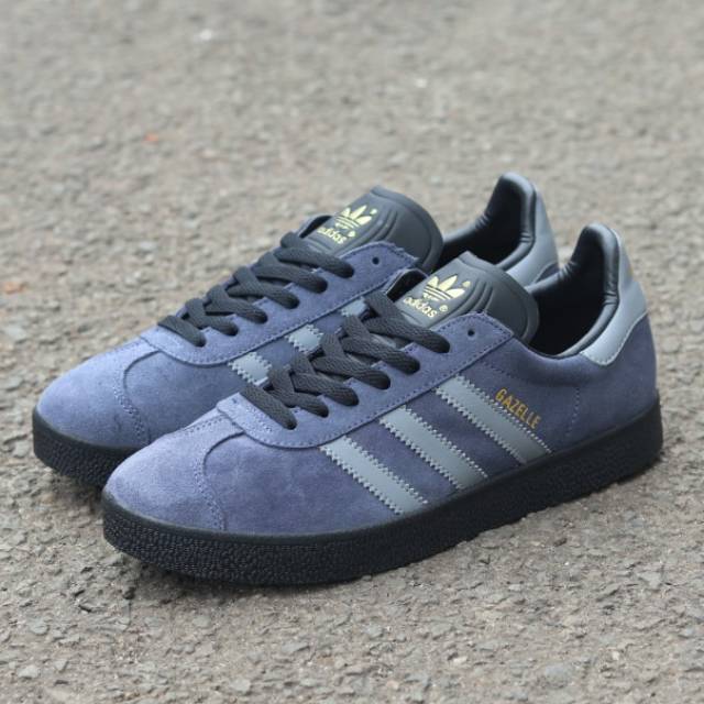 gazelle grey and black