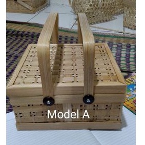 Box hampers anyaman bambu / sokase / keranjang anyaman bambu