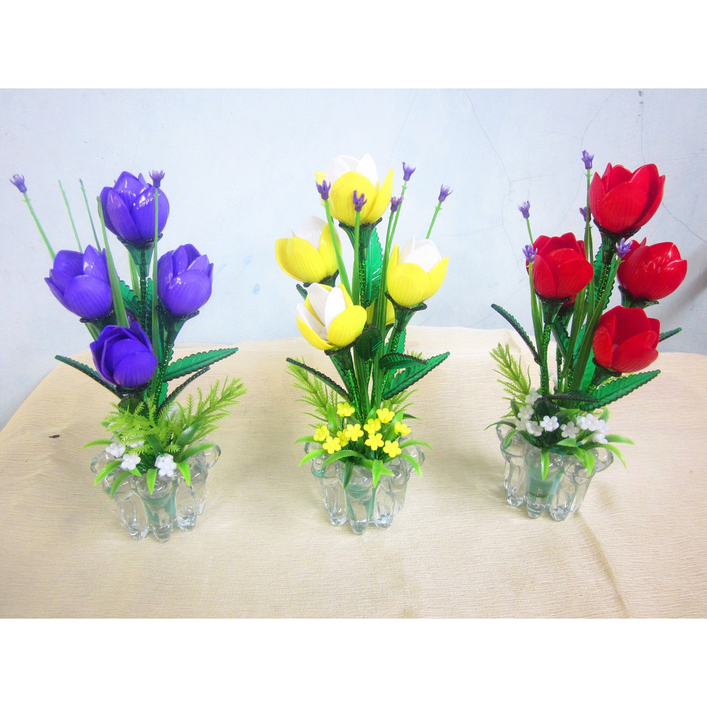 bunga tulip akrilik