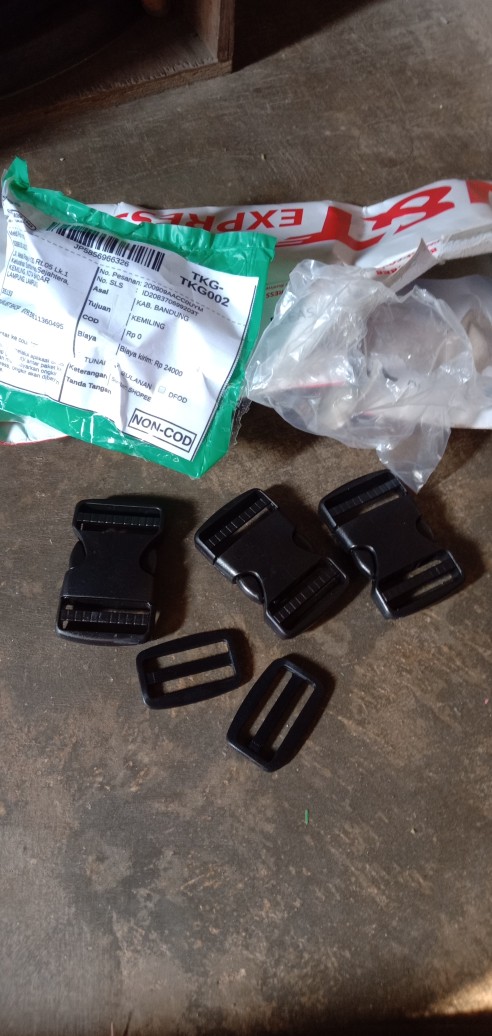 Kunci Sodok Tas Buckle Plastik Ukuran 3.8cm Acetal Jual Ecer Per 1pc