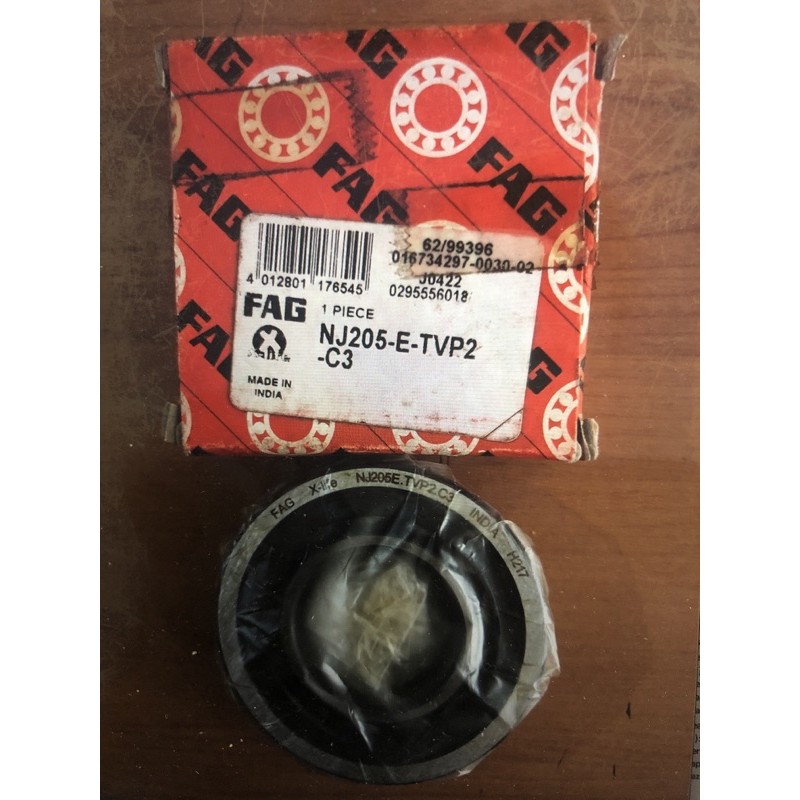 Single Row Cylindrical Roller Bearing FAG NJ 205 ETVP2 C3