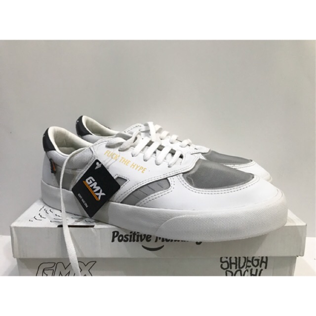 Geoff Max Sadega Dochi All White