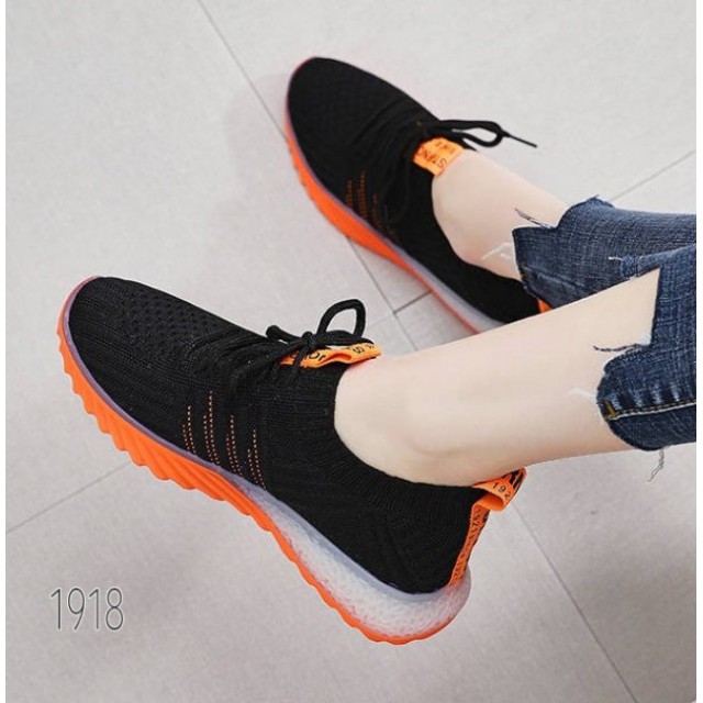 SEPATU BATAM-SEPATU IMPORT- Sneakers Series 1918