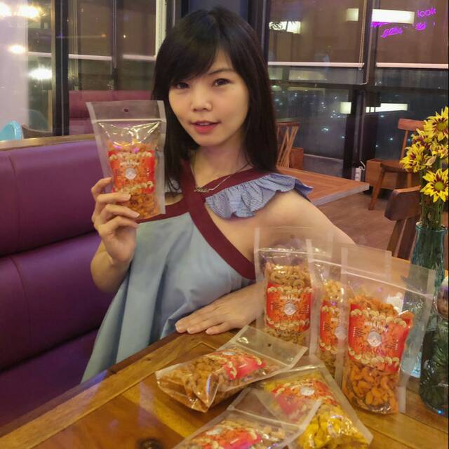 

Makroni MAKWOK