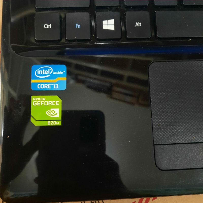 Laptop Acer Aspire E1-470G Cor i3 Dualvga Nvdia Geforce 820M 2GB Ram 4GB HDD 500GB Layar 14 inch Windows 10