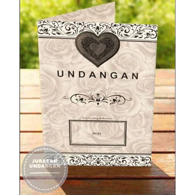 Blanko Undangan/ Undangan Pernikahan/ Undangan Murah Erba 88182