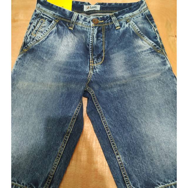 Celana pendek Lois original CFD306