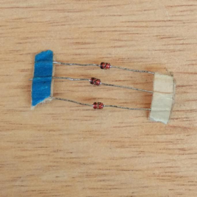 B2.7 Dioda Zener 2.7 V mttban99 Berkualitas