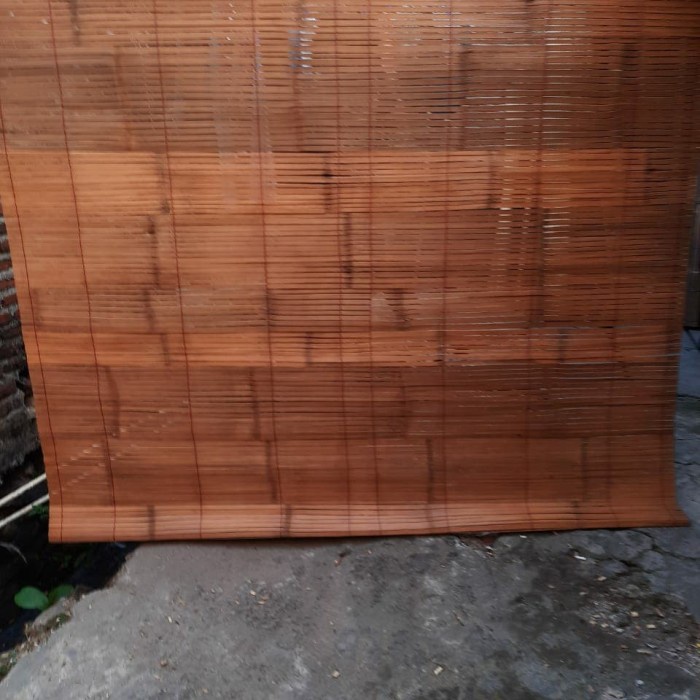 Tirai Bambu Di Cat Coklat Termurah